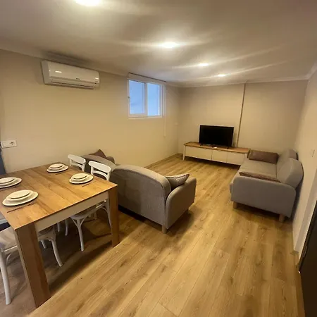 Apartment Modern, New Two Bedroom Close To Centre