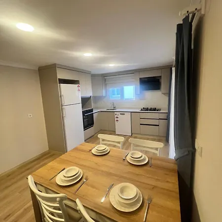 Apartment Modern, New Two Bedroom Close To Centre