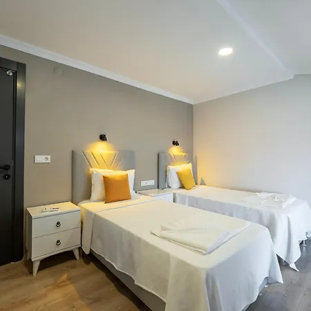 Modern, New Two Bedroom Close To Centre Apartmán